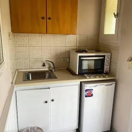 Alexandros Apartmanhotel *