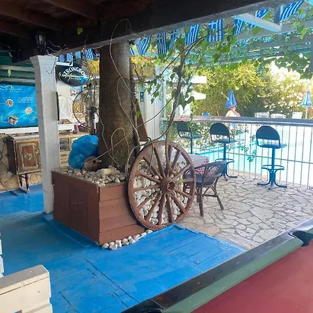 Apartmanhotel Alexandros *
