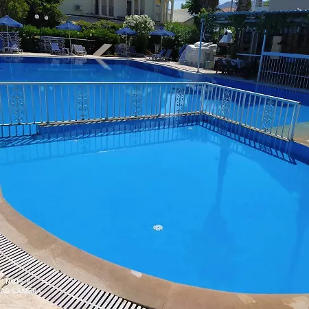 Apartmanhotel Alexandros *