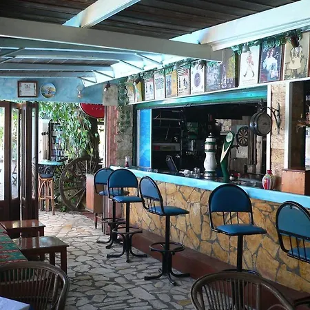 Apartmanhotel Alexandros *